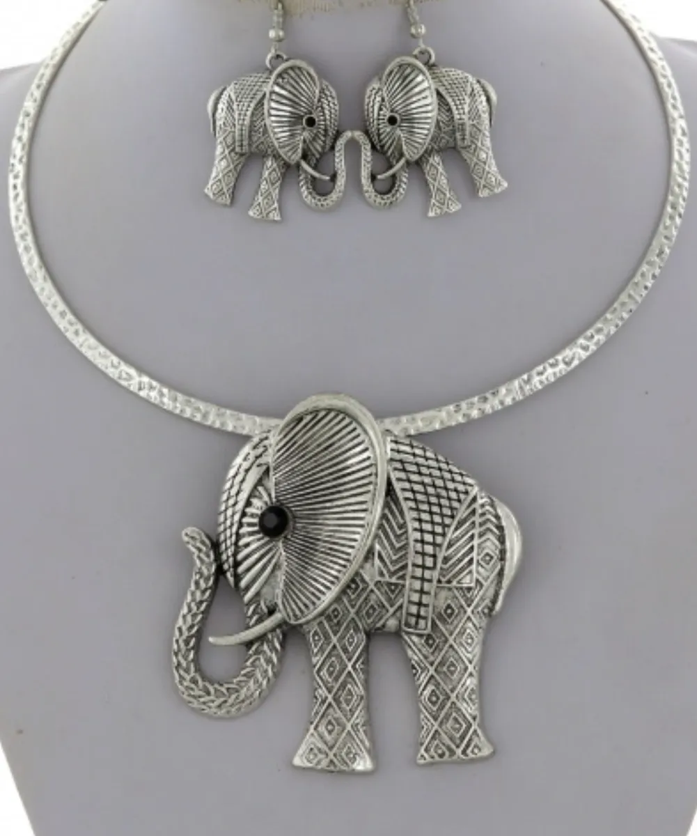 Elephant Pendant Necklace Set