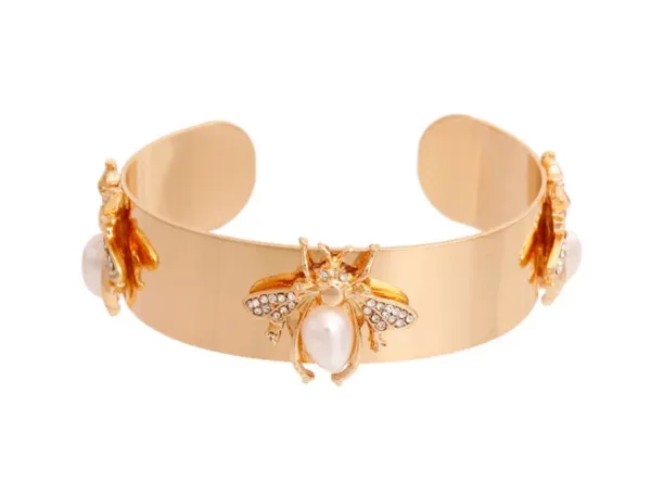 Rhinestone Bee with Pearl Bracelet