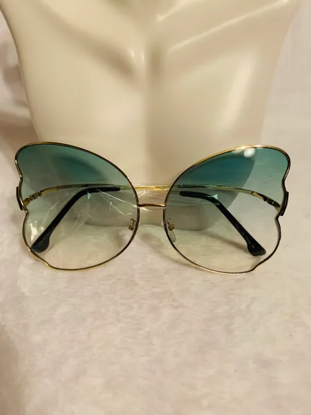 Butterfly Shaped Tinted Sunglasses
