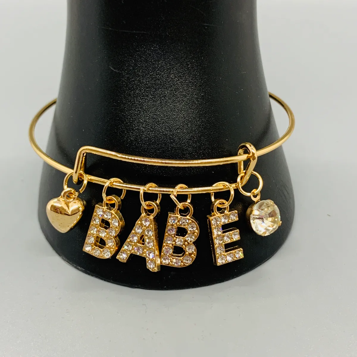 Babe Wire Bracelet