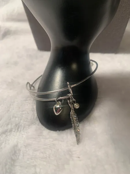 Leaf, Heart,Pearl Bracelet
