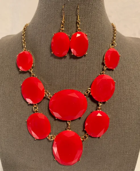 Mesmerize Necklace
