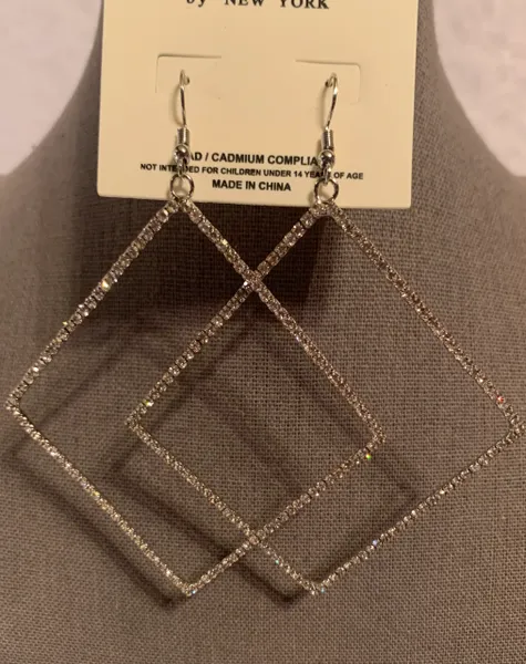 Different Types of Earrings