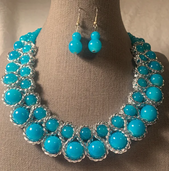 Double Layers of Sea Beads Necklace Set