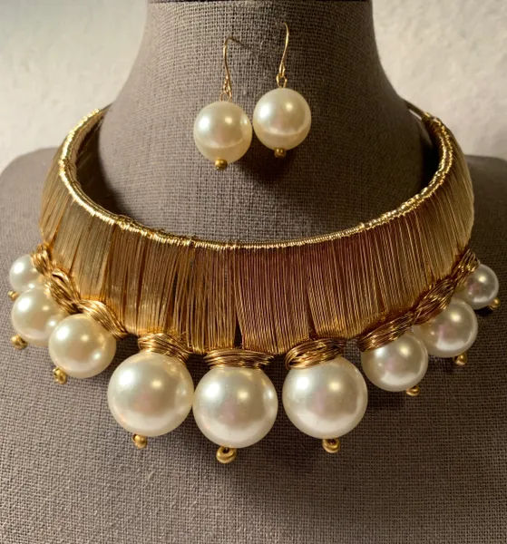 Wire Pearl Collar Choker Necklace