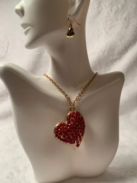 Red Rhinestone Heart Pendant Necklace
