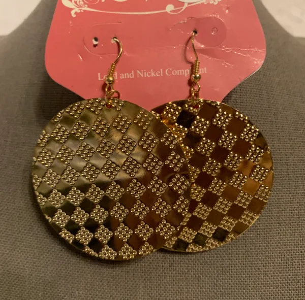 Different Types of Earrings