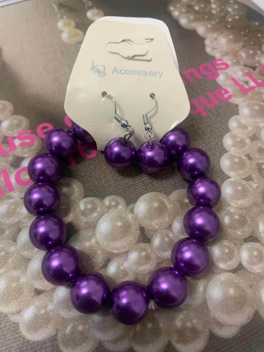 Pearls On The Go Earrings