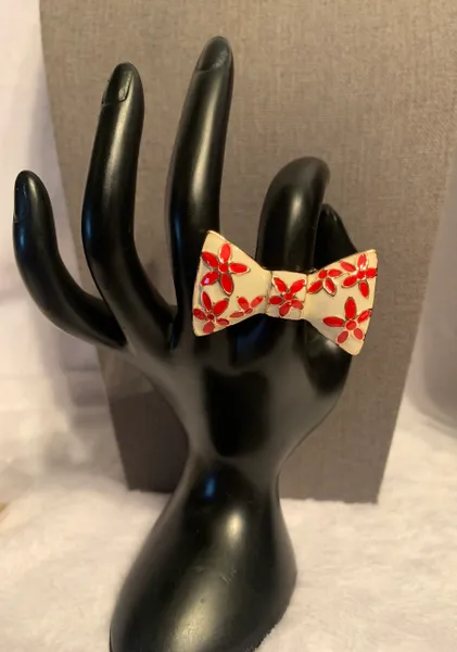 Bow Ring