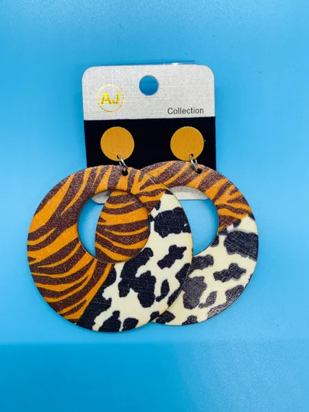 Cheetah Round Earrings