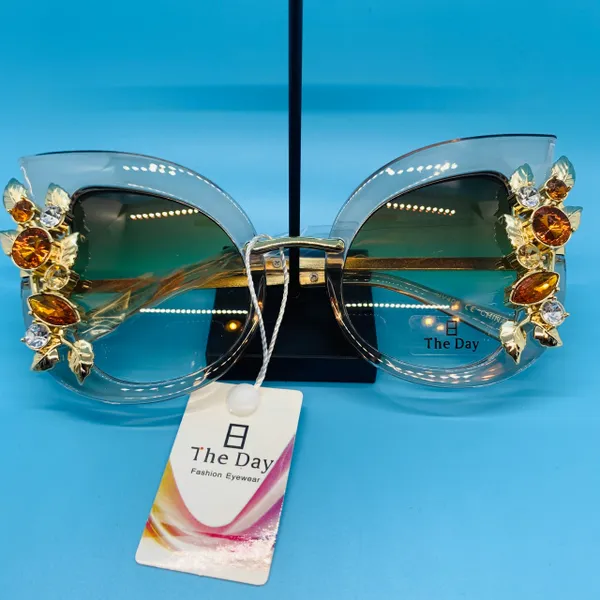 Rhinestone Cat Eye Sunglasses