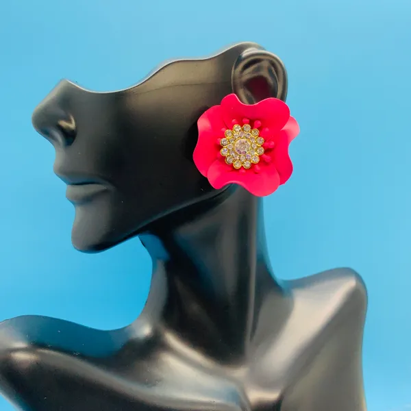 Flower 🌺 Diamond Bling Earrings