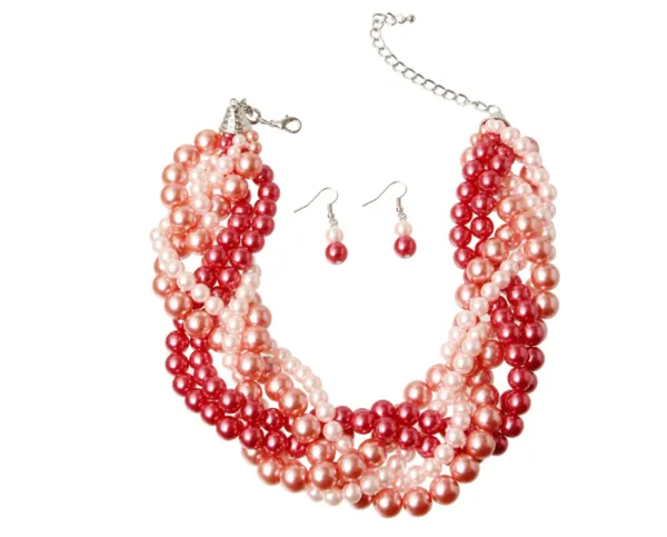 Twisted Pearls Necklace