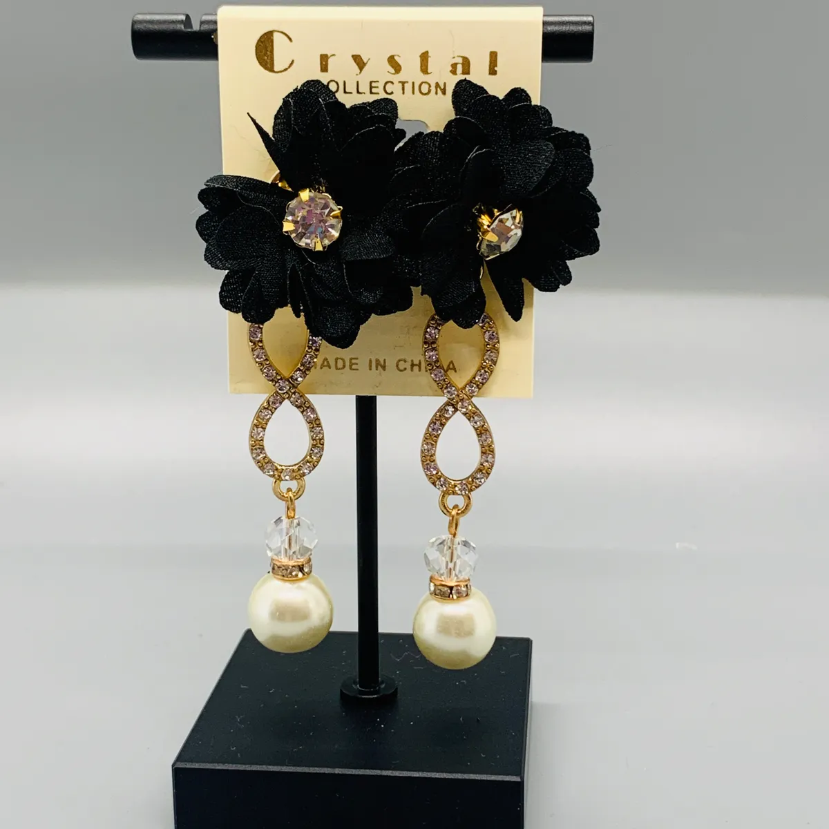 Pearl Rhinestone Flower Earrings