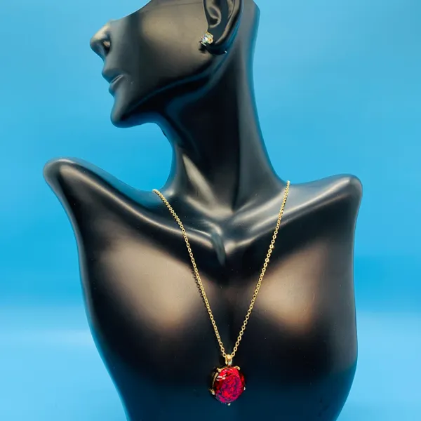 Round Pendant Necklace