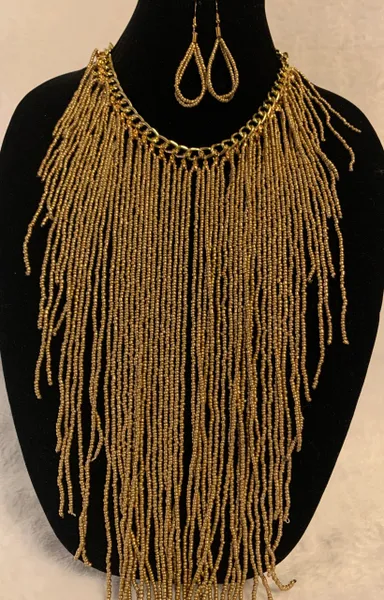 Runway Bead Necklace