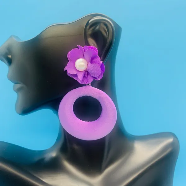 Flower & Pearl Earrings