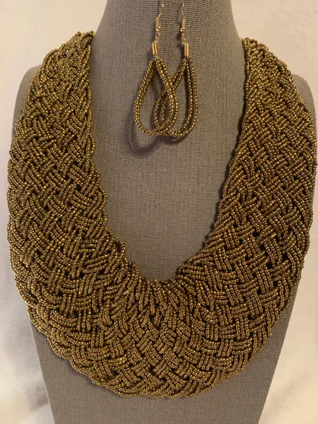 Mazed of Beads Necklace