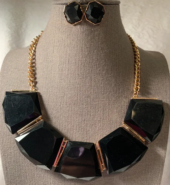 Squad Goals Necklace Set