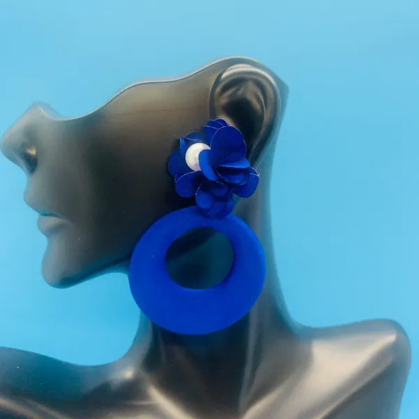 Flower & Pearl Earrings