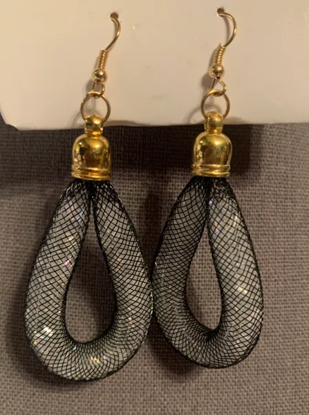 Different Types of Earrings