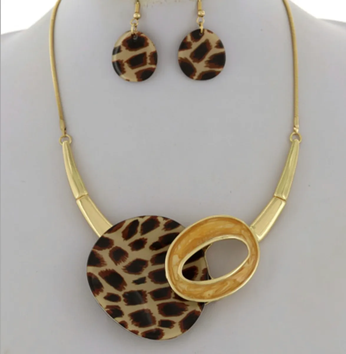 Vintage Necklace Sets