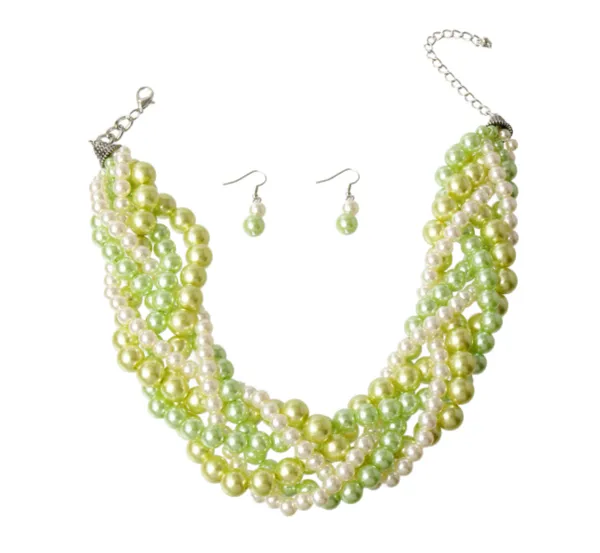 Twisted Pearls Necklace