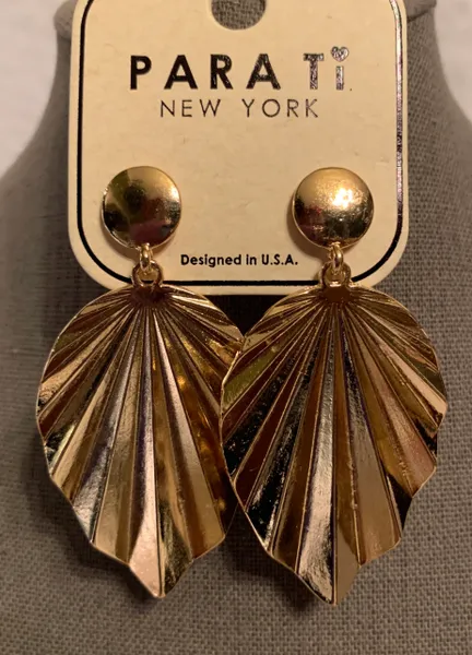 Leaf Dropped Earrings